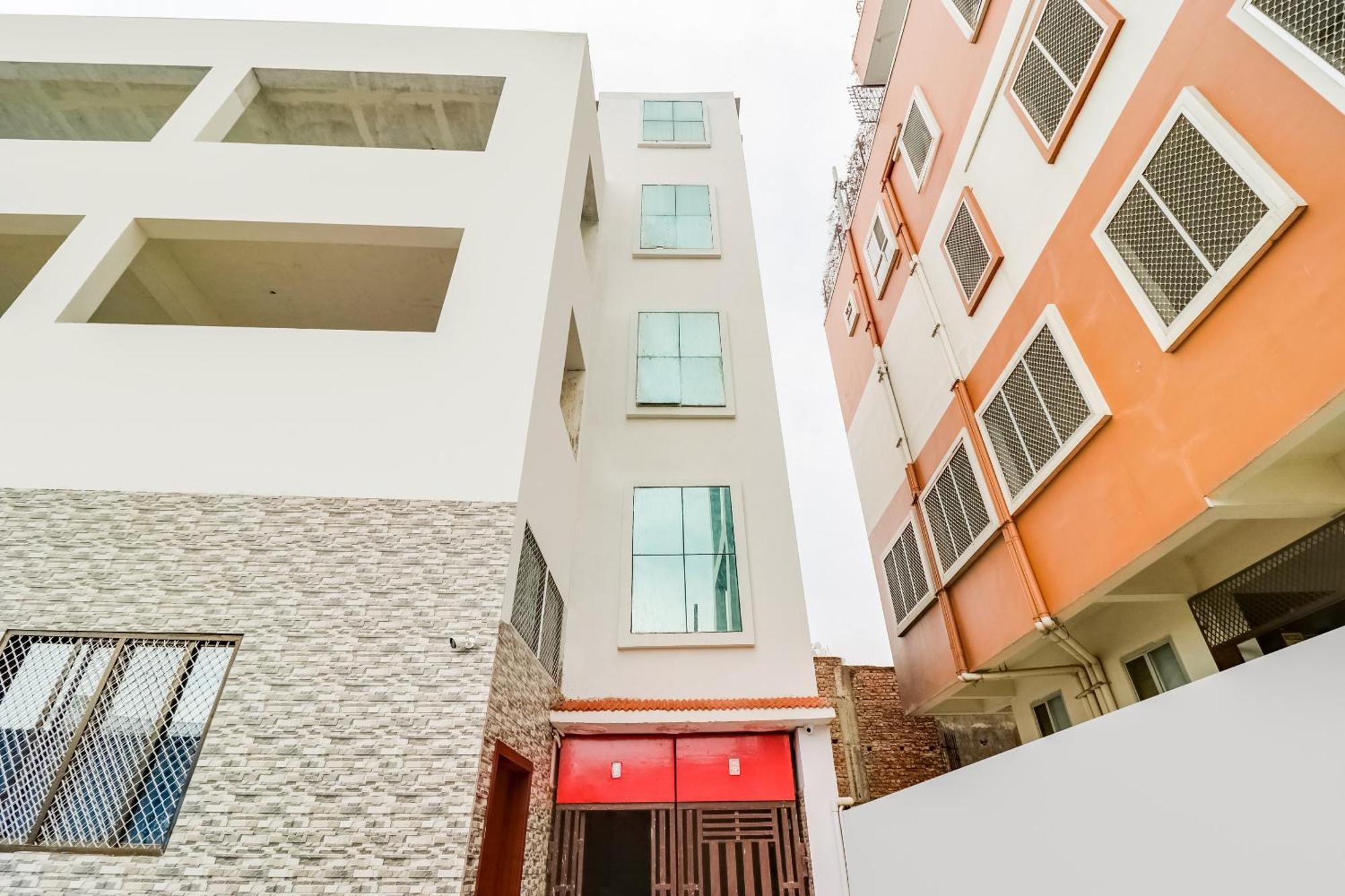 Super Hotel O Rs Inn Gorakhpur Exterior photo